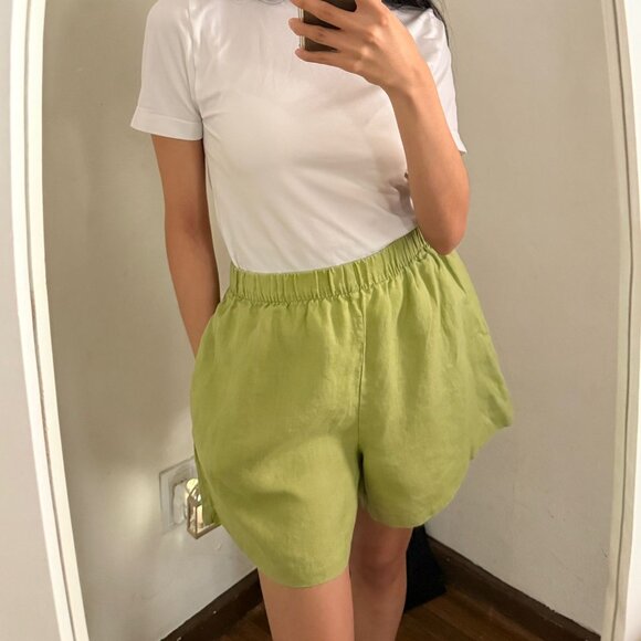 H&M Women's Green Shorts - Picture 4 of 4